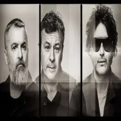 coaches to manic street preachers
